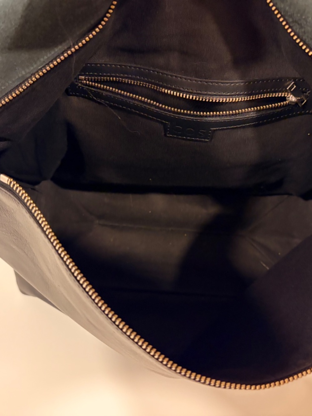 HOST PICK **** COS leather bag - Picture 3 of 7